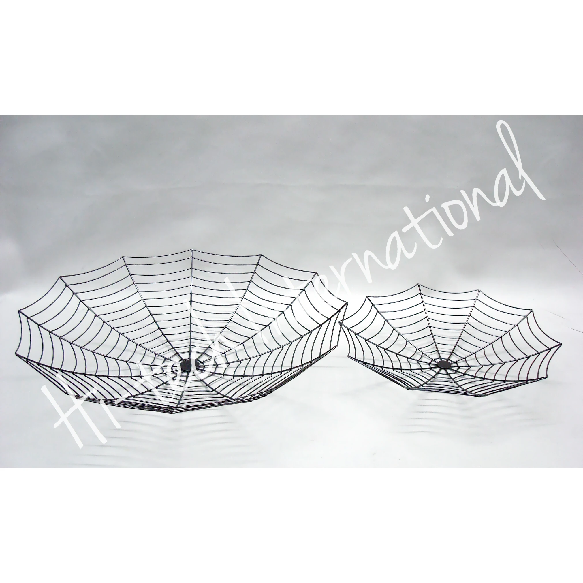 Dishes - Baskets - Iron Wire Mesh - Convenient - Decorative - High Quality - Multi Purpose - Handmade - Hi-tech International
