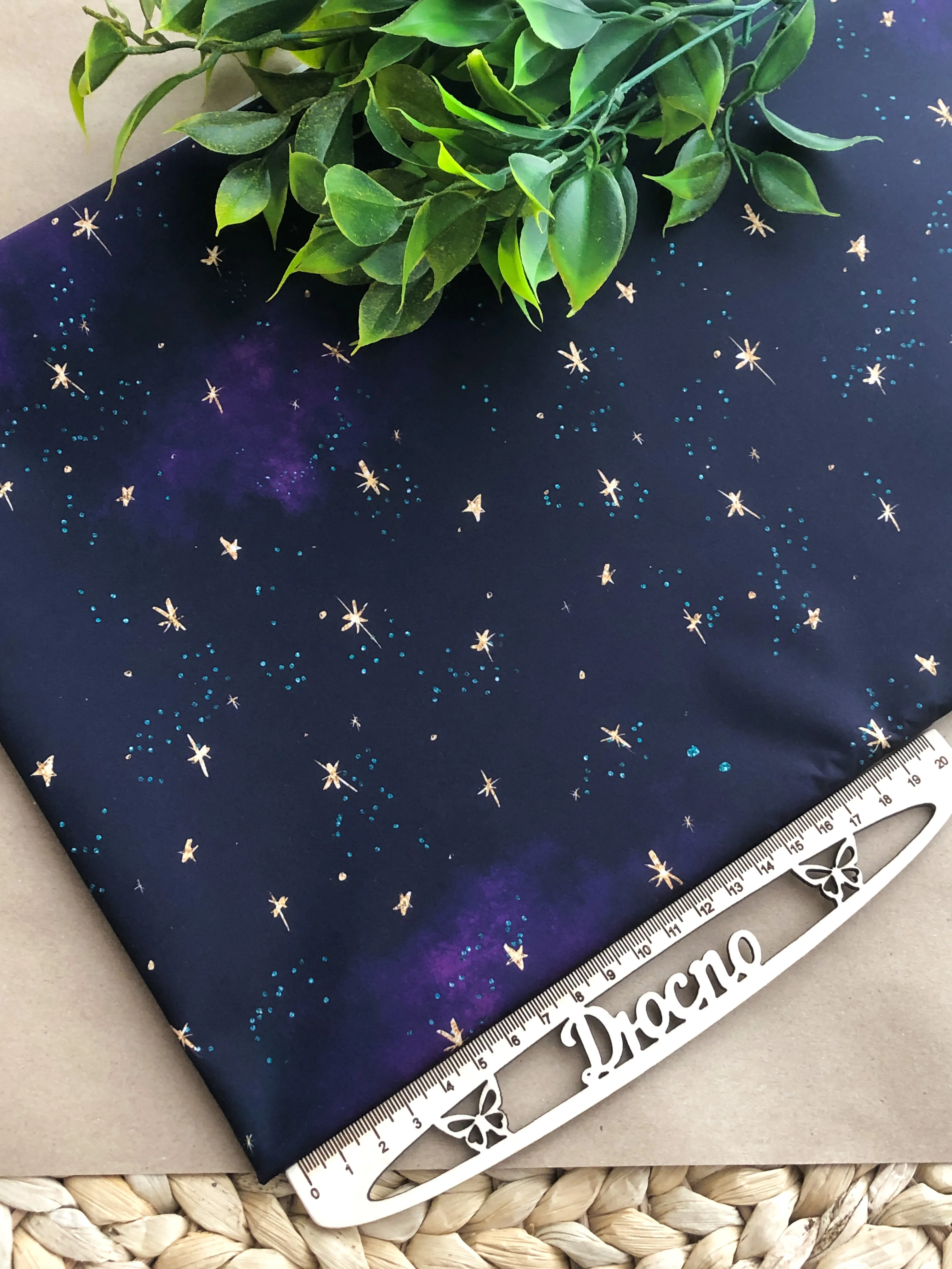 Pleasant to Touch Soft Not Rustling Jacket Fabric Dewspo Density 85 g / sq.m 100% Polyester Printing Service