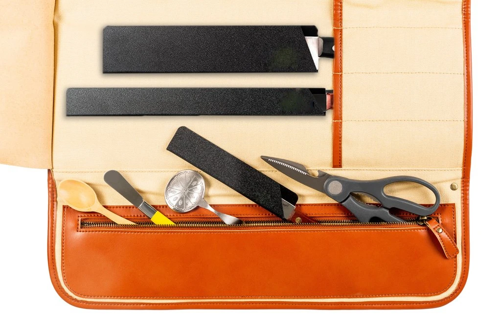 Кожаный чехол для ножей шеф-повара рулонный с 10 карманами и откидной крышкой обеспечивающий максимальную защиту отсек на молнии кулинарных инструментов