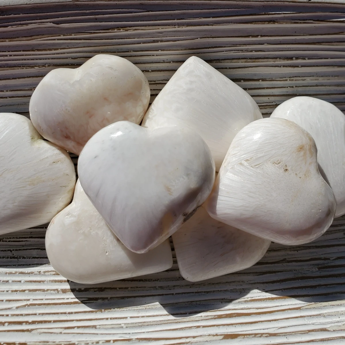 Природный высококачественный сколецит в форме сердца розовый великолепный редкий камень для заживления энергии Кристальные продукты с положительной энергией