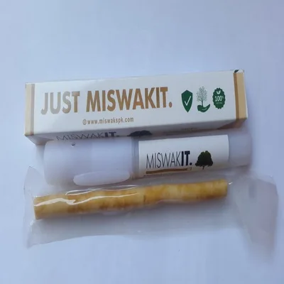 Excellent Quality Siwak / Miswak Sticks With Holders Available For Sale In Large Quantity At Very Cheap Costing / Sewak Meswak