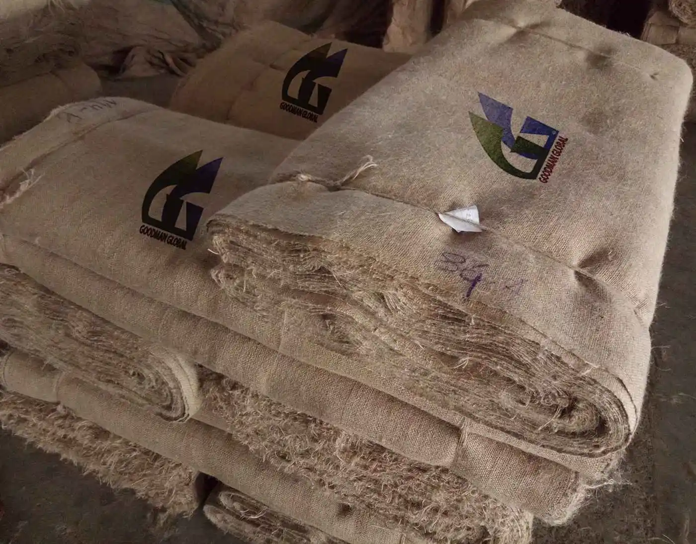 10 унций Hessian ткань 100 см 305 г/кв. М Джутовая Ткань для производства пищевого класса кешью мешочек с песком оптовая продажа Goodman Global Бангладеш