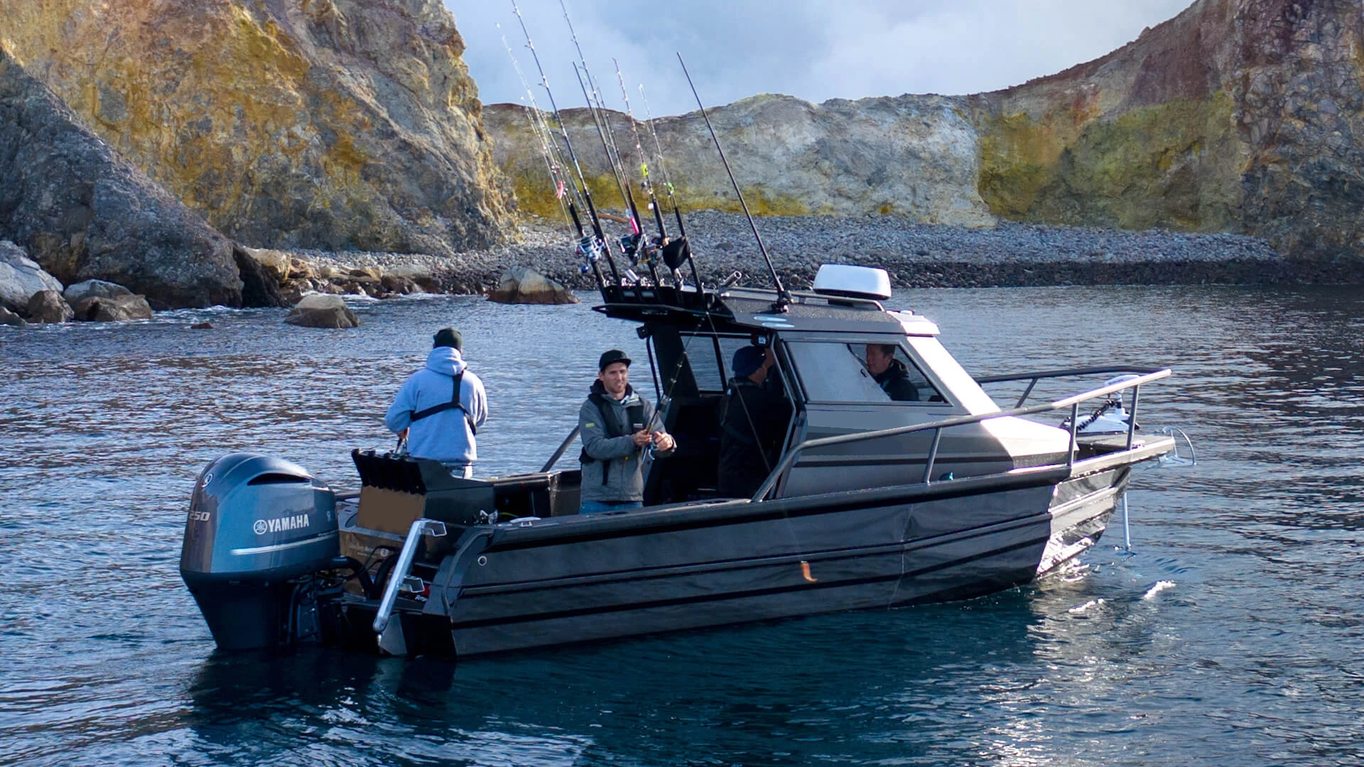 Ecocampor 22.5ft Aluminum Cabin Fishing Boats with Toilet and Mini Bed for Sale