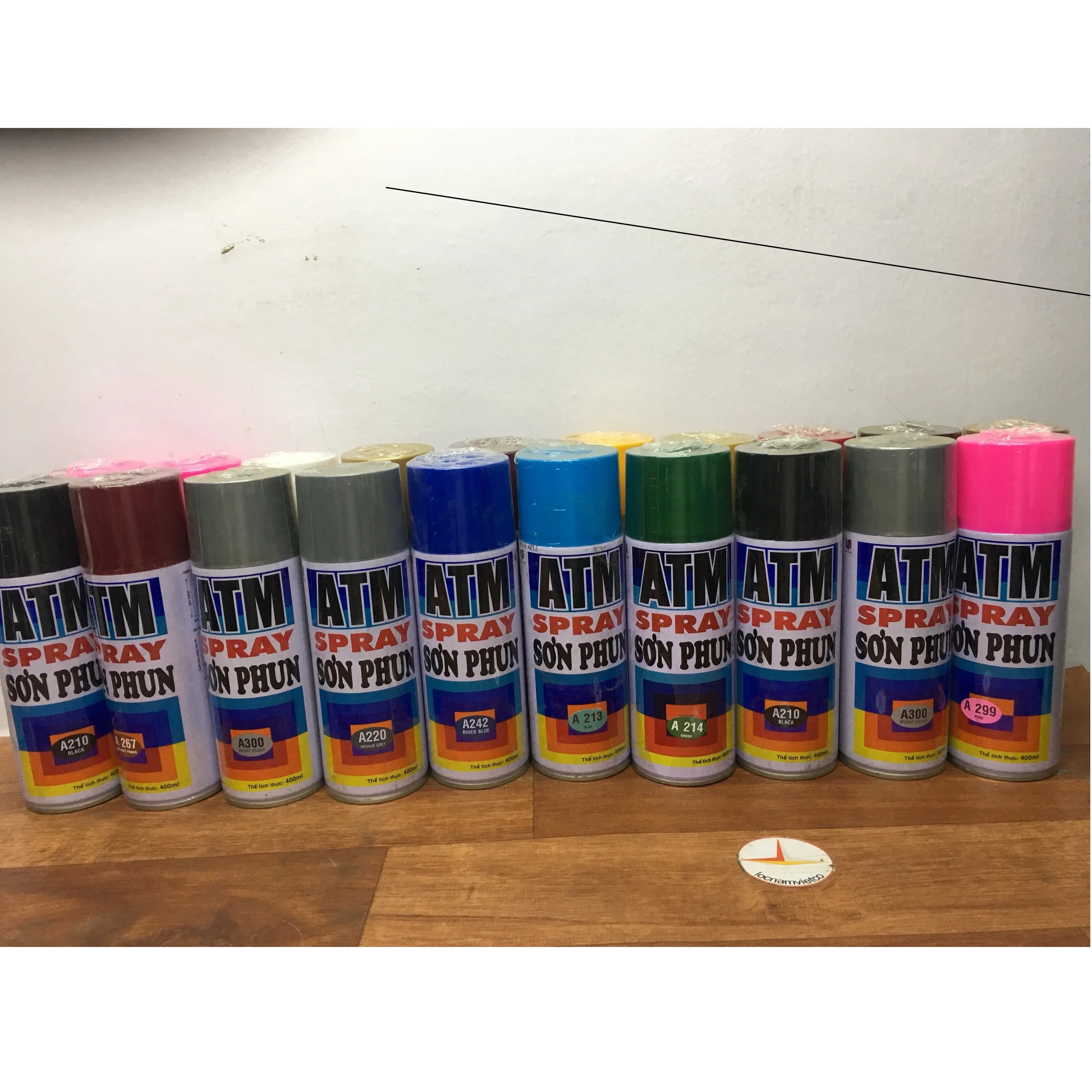 
Acrylic Color Aerosol ATM Spray Paint Vietnam 270gr 400 Ml Liquid Coating 24 Hours for Hard Dry 5-8 Minutes for Dry Surface UR 