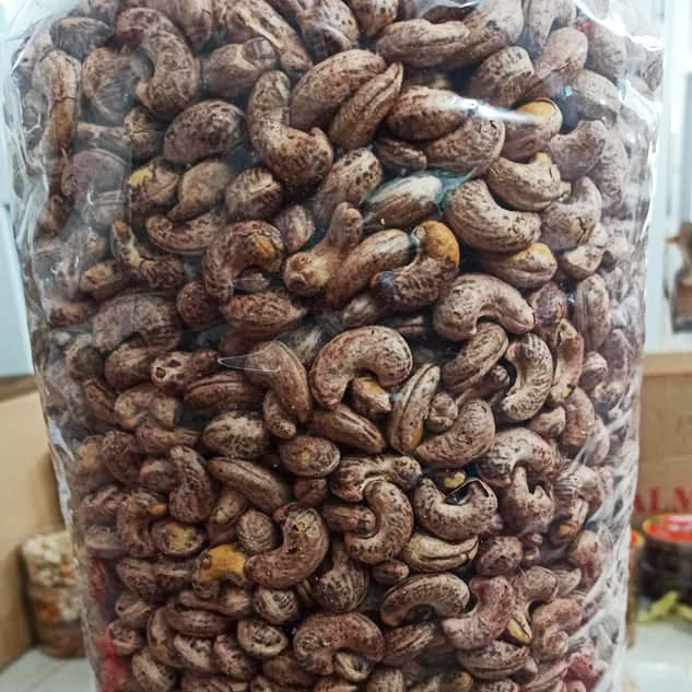 Hot Product!!! Premium Salt Roasted Cashew Nuts Standard Company Wholesale High Quality Cashew Nuts Kernel Ready to Ship Nuts