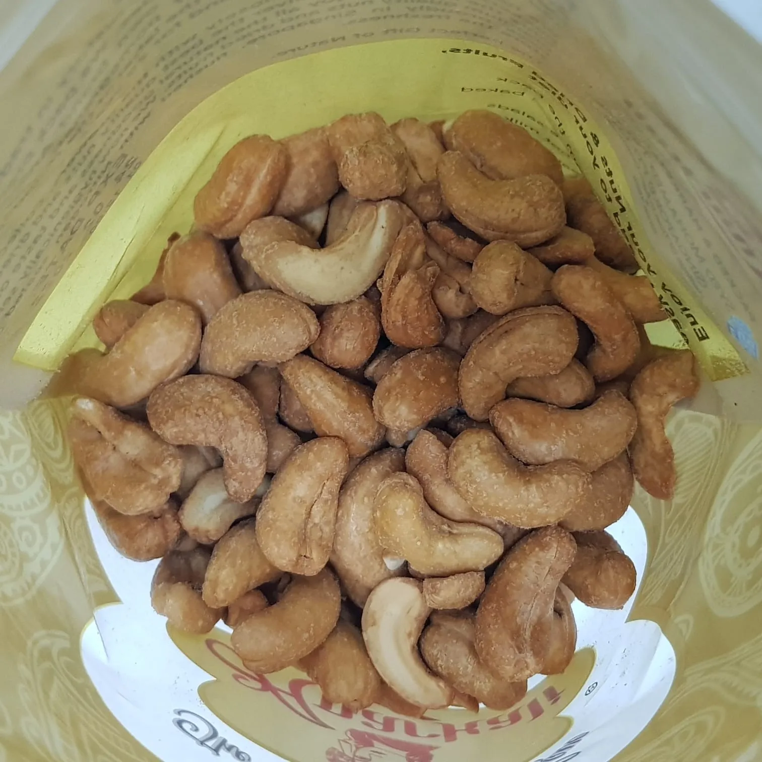 Roasted Cashew Nuts 03.jpeg