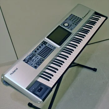 Профессиональная клавиатура Korg PA4X 76-Note для рабочей станции с