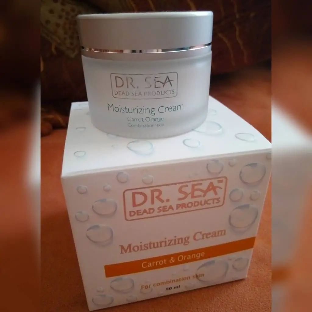 Увлажняющий крем для лица-морковь и апельсин от Dr. Sea Cosmetics