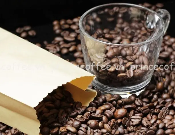  Горячая цена Arabica кофейные зерна оптом 18 scr жареные смесь кофе из