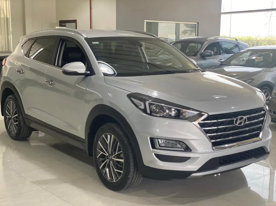 Quality Second Hand /Used 2012 Toyota Hiace Super GL Available Full Option