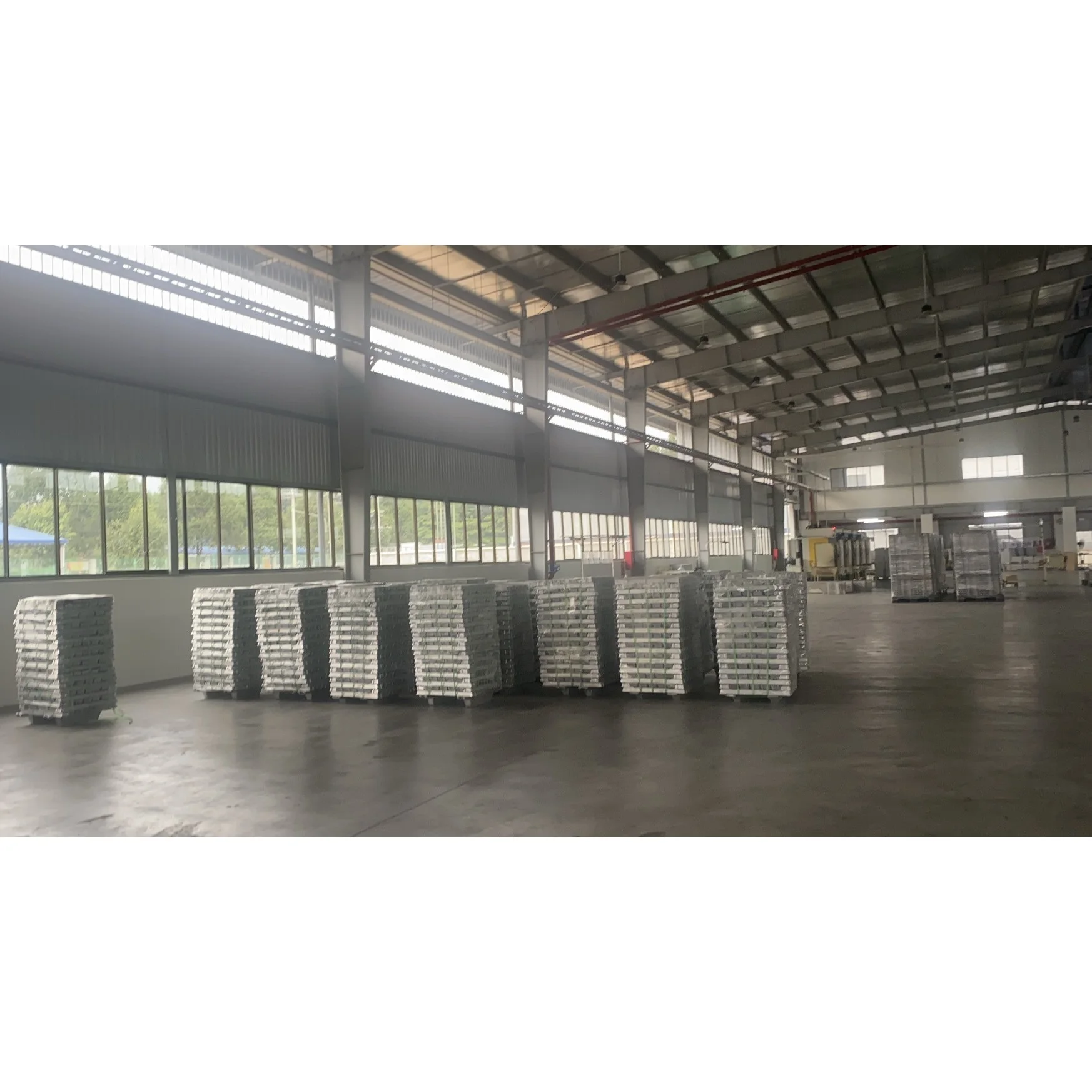 1000 Series Grade Le Bao Chau 3cm Width Minerals And Metallurgy Aluminum 96% AL Ready To Ship Worldwide