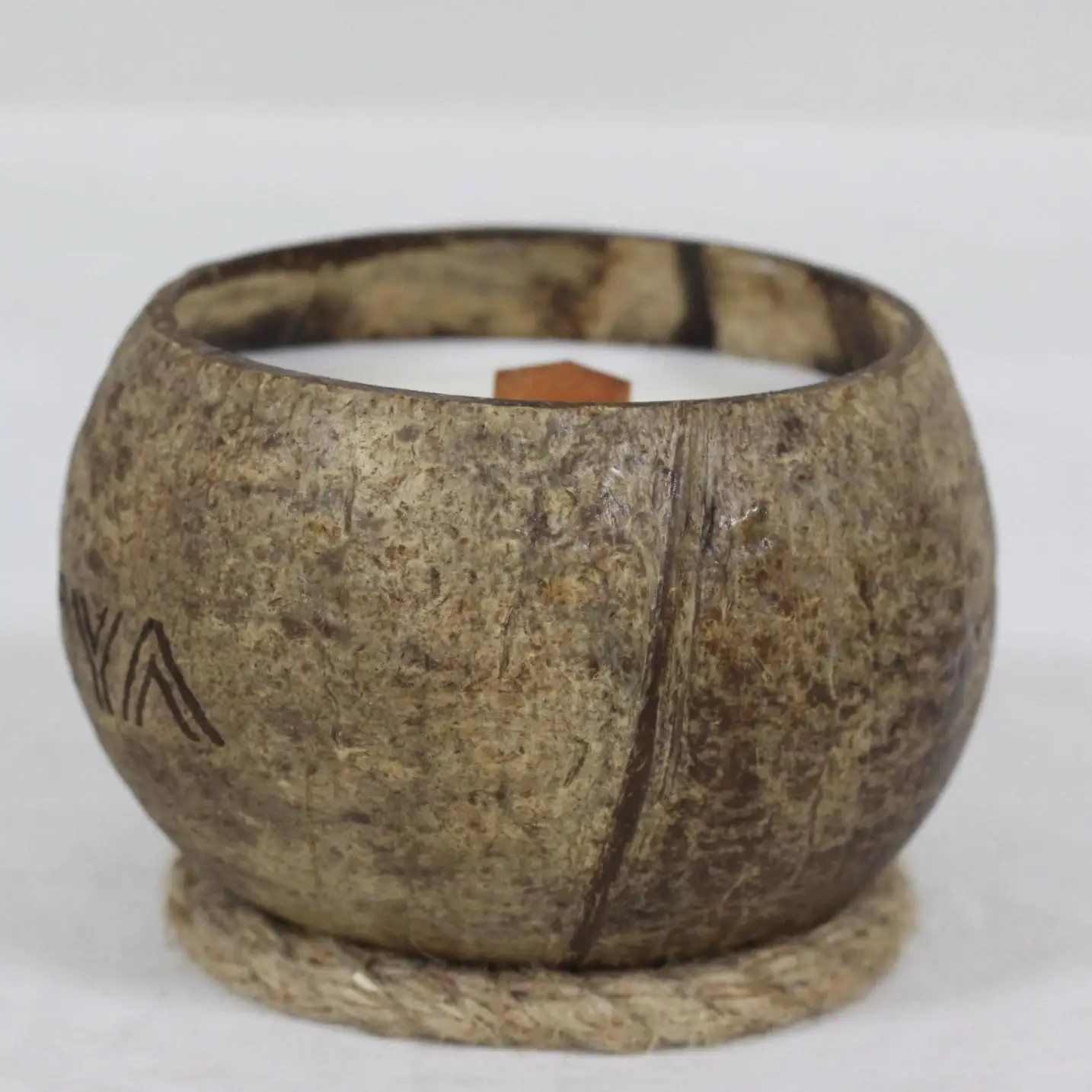 Natural Coconut Shell candle