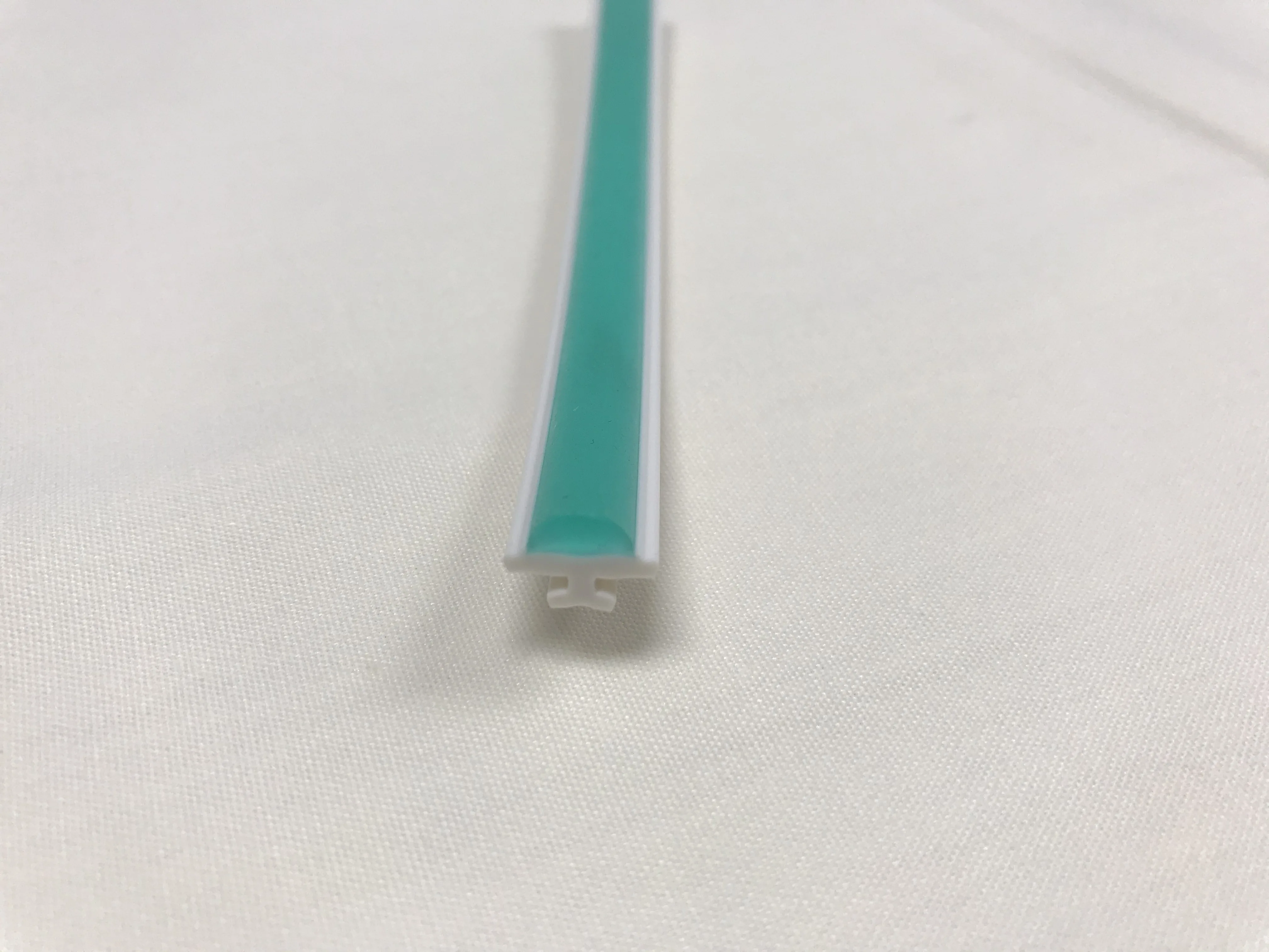 Long Gel Extrusion Hotty Gel for Protectors and Safety Products