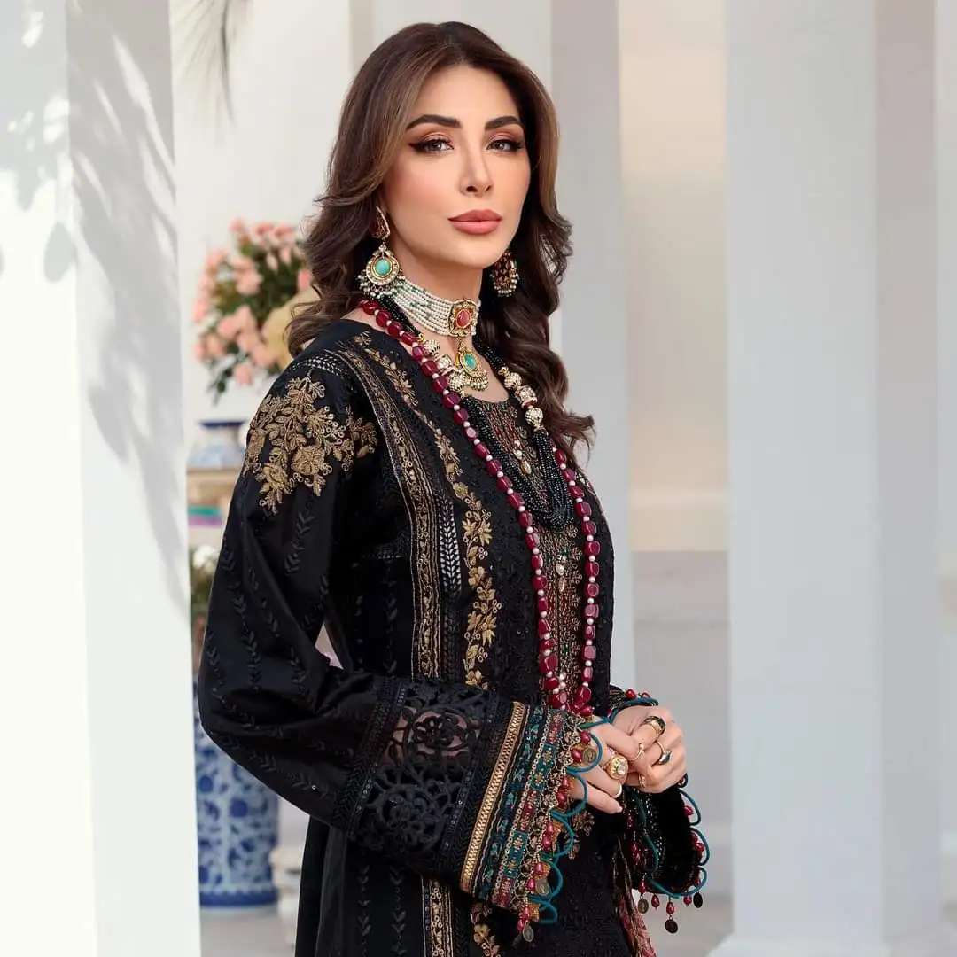 ladies kameez shalwar design / pakistani suits for women / ladies summer clothes Salwar Kameez 2022