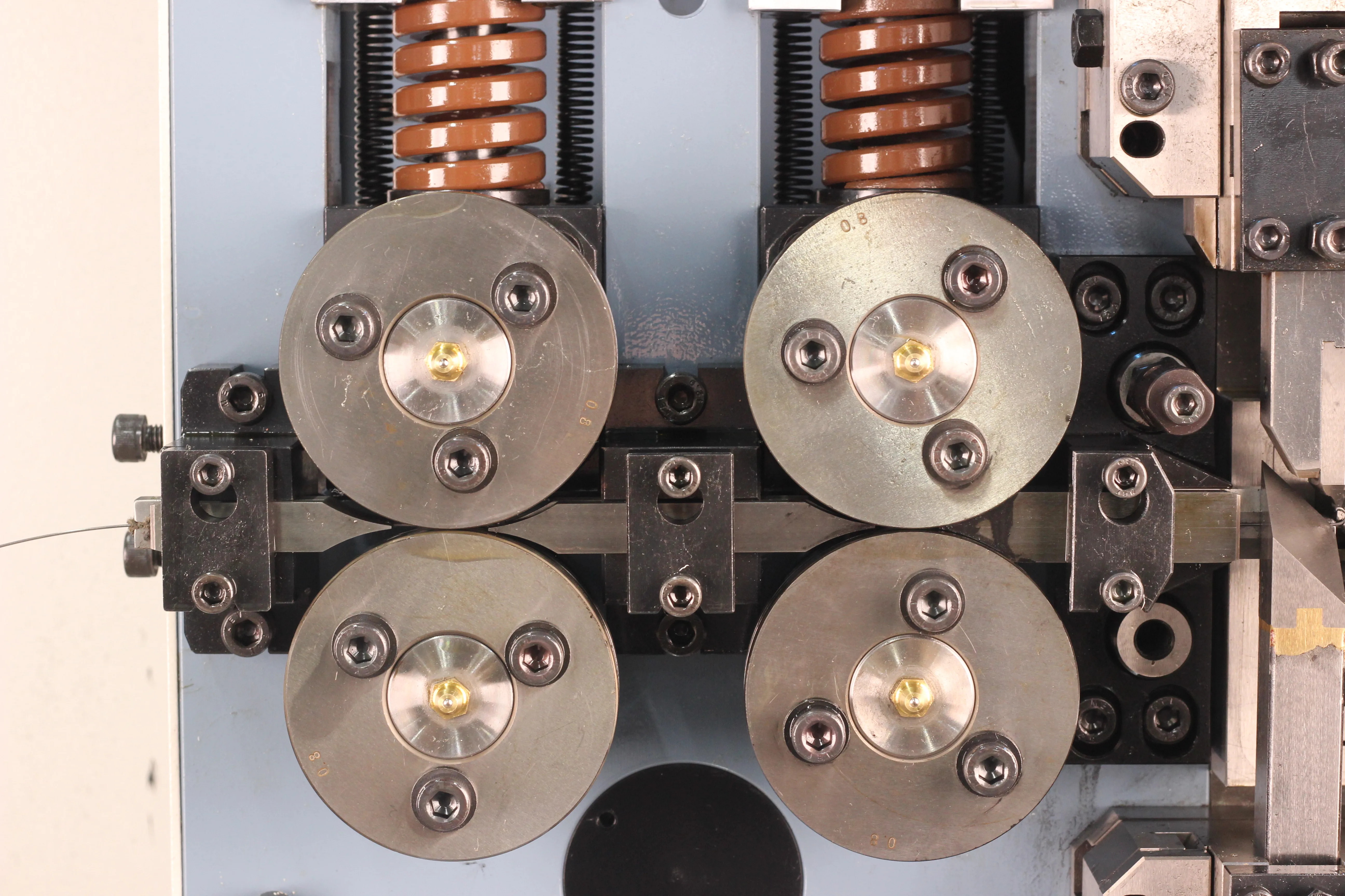 CNC Metal Spring Coil Torsion Forming Making Machine Mechanical Compression Wire Mattress Spring Roll Coiling Former