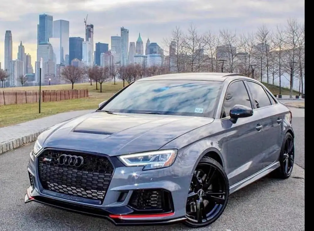 Капот из углеродного волокна для AUDI RS3 2017