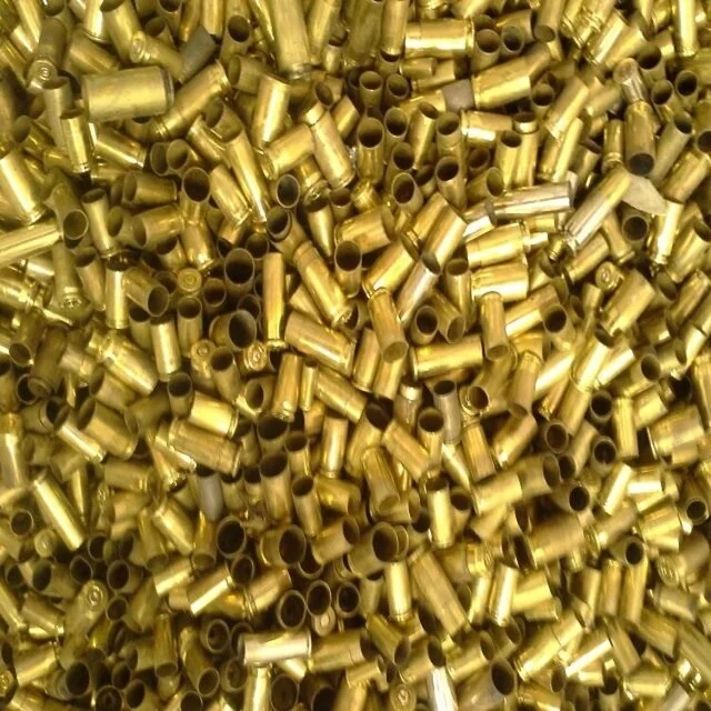 Высококачественные латунные медовые обрезки, желтые латунные обрезки, используются в качестве сырья для блоков волочения Cu, литейных отходов и т. Д.