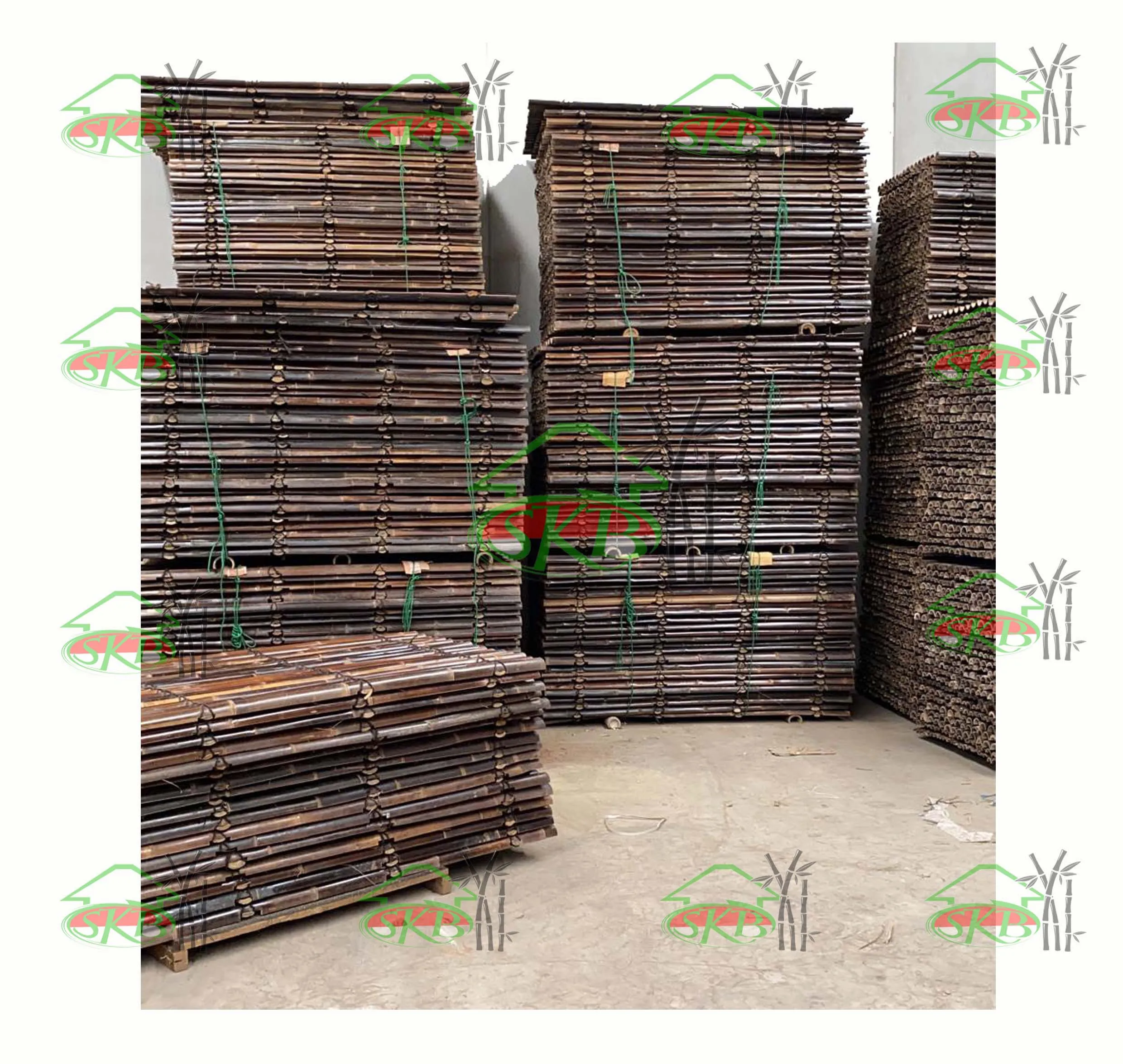 100% ориентированный на экспорт бамбуковый забор Темный бамбук 240x100 см полупанели садовый натуральный или черный из Индонезии