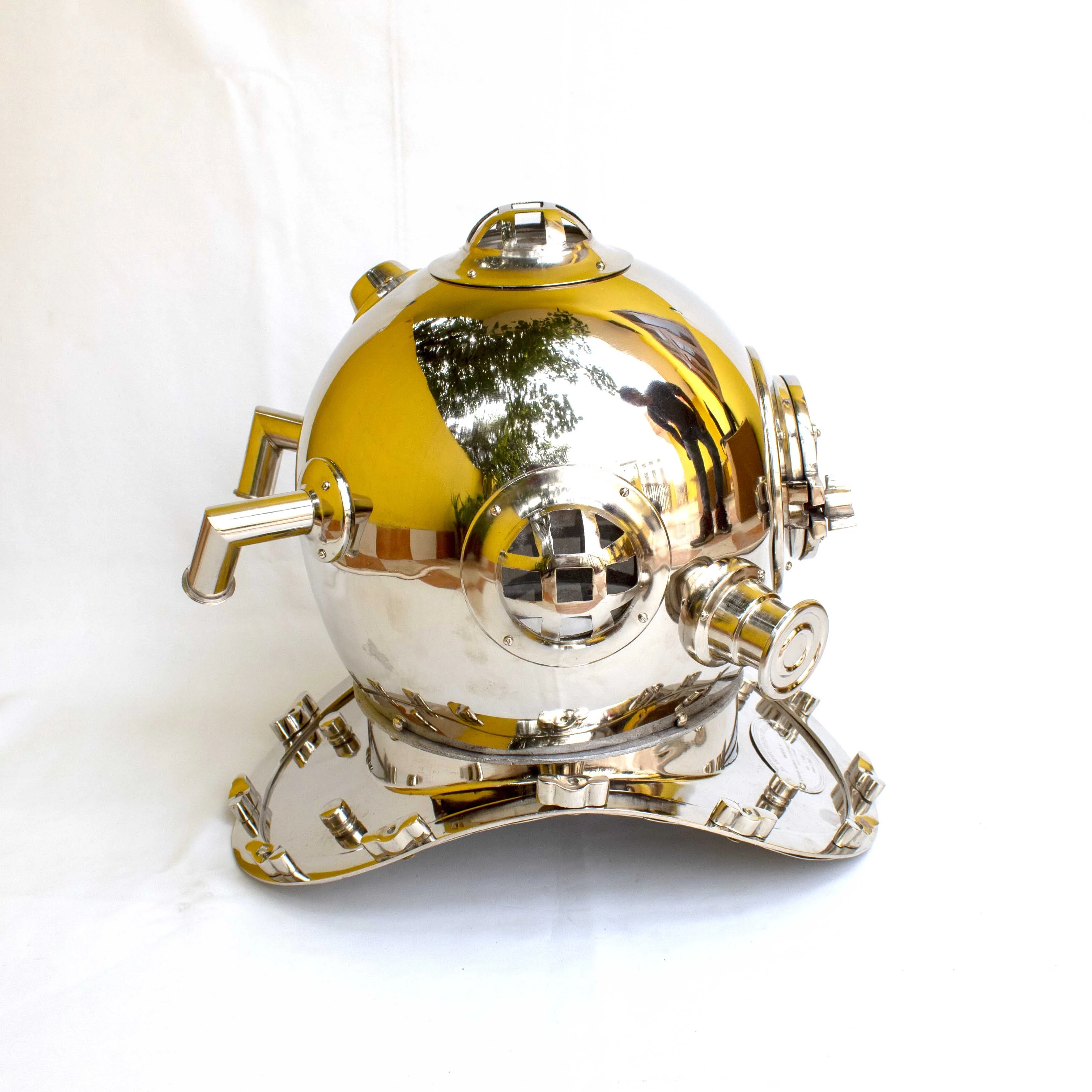 brass marine nickel finish 18 inch mark v nautical diving helmet with wooden stand