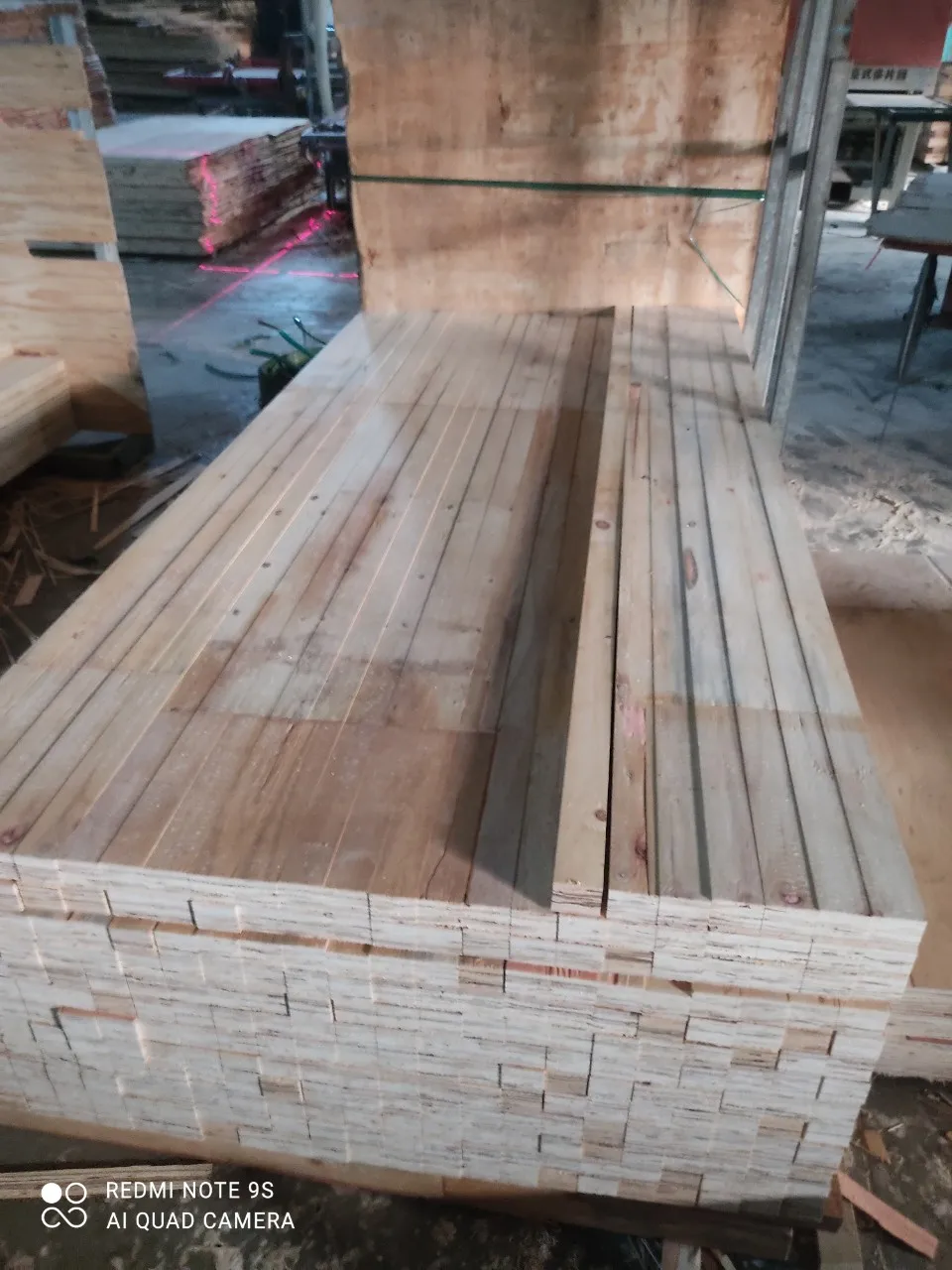 VietNam LVL plywood Laminated venneer lumber wooden pallet materials supplier high quality cheap price