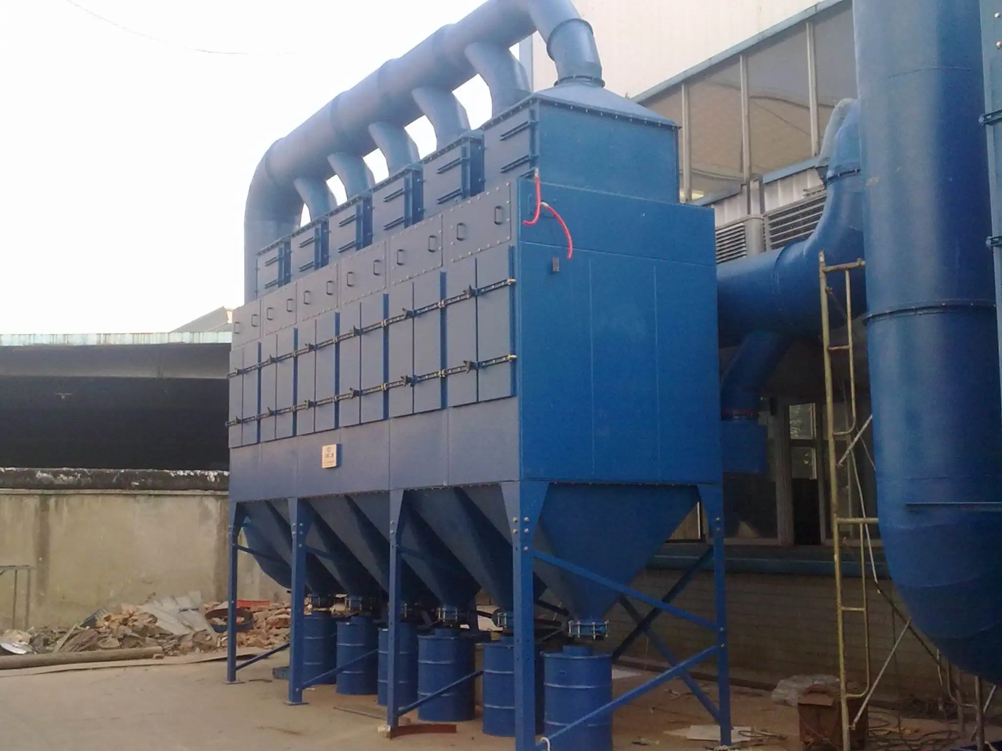 Lower Installation Space 380V 440V Blasting Machine Manual Blast Cabinets (DRY) Manual Sandblasting Booth With Spray Gun Module