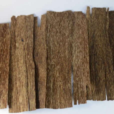 Сертификат Малайзии 100% алойское дерево/Oud/Gaharu древесные чипы. Необходимый материал для горения. Спокойное и спокойное соотношение цены качества