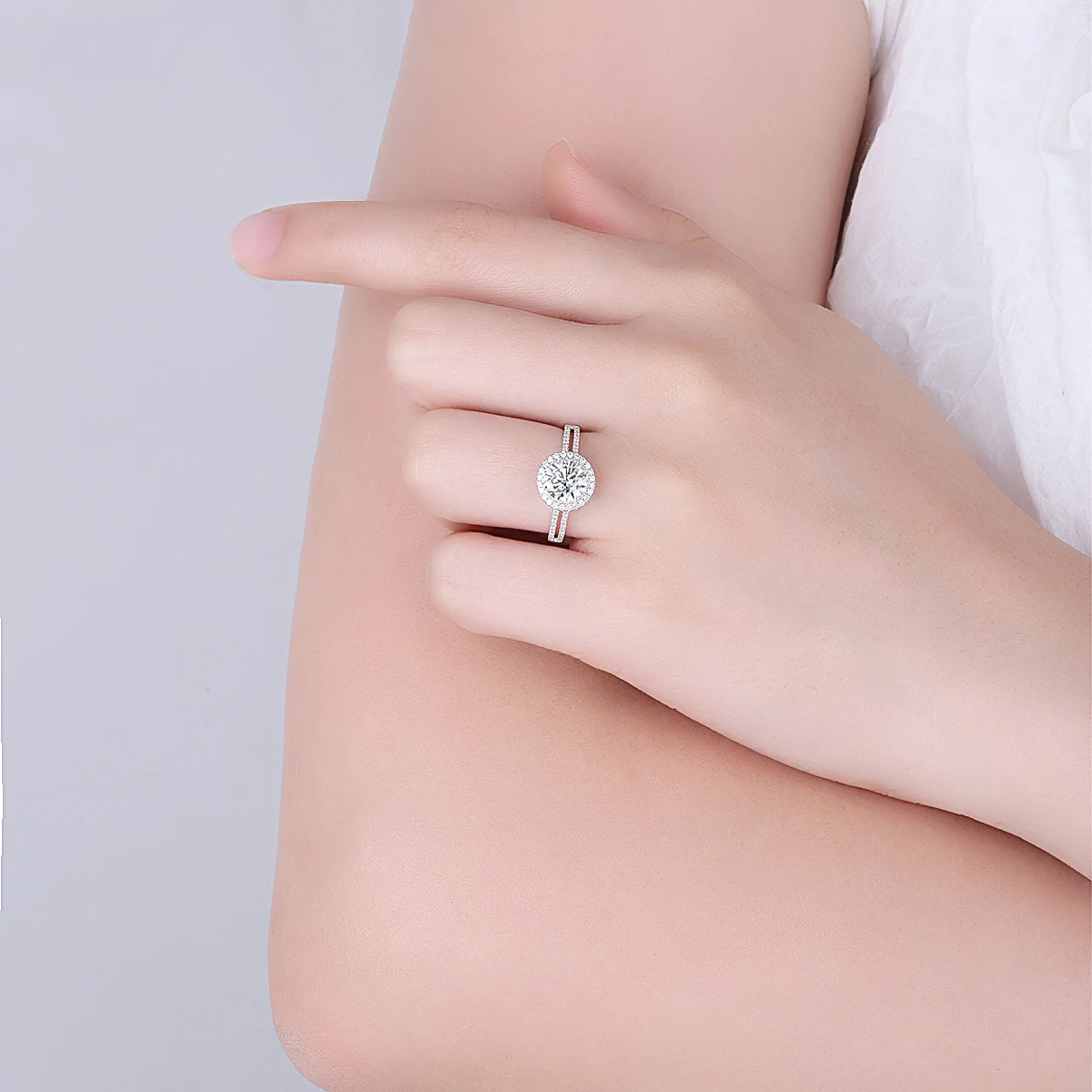 
Wedding custom made HPHT 18k gold lab grown diamon ring for women 