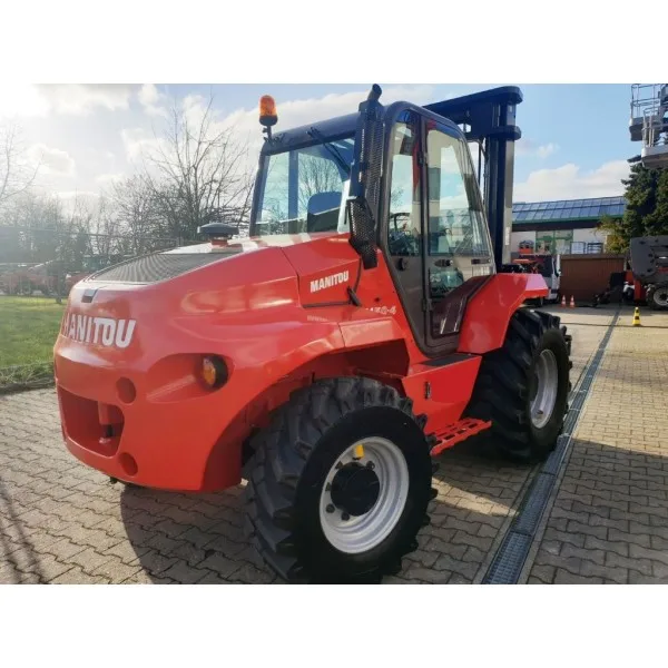 9. ROUGH TERRAIN FORKLIFT MANITOU M50.4 - 2017 - 967H