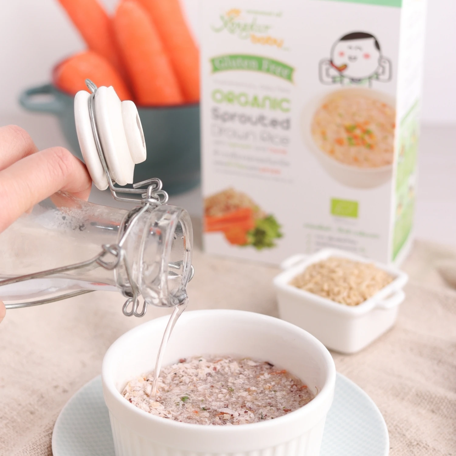 Добавка для детского питания, органический Выращенный коричневый рис с шпинатом и морковкой от Xongdur Baby