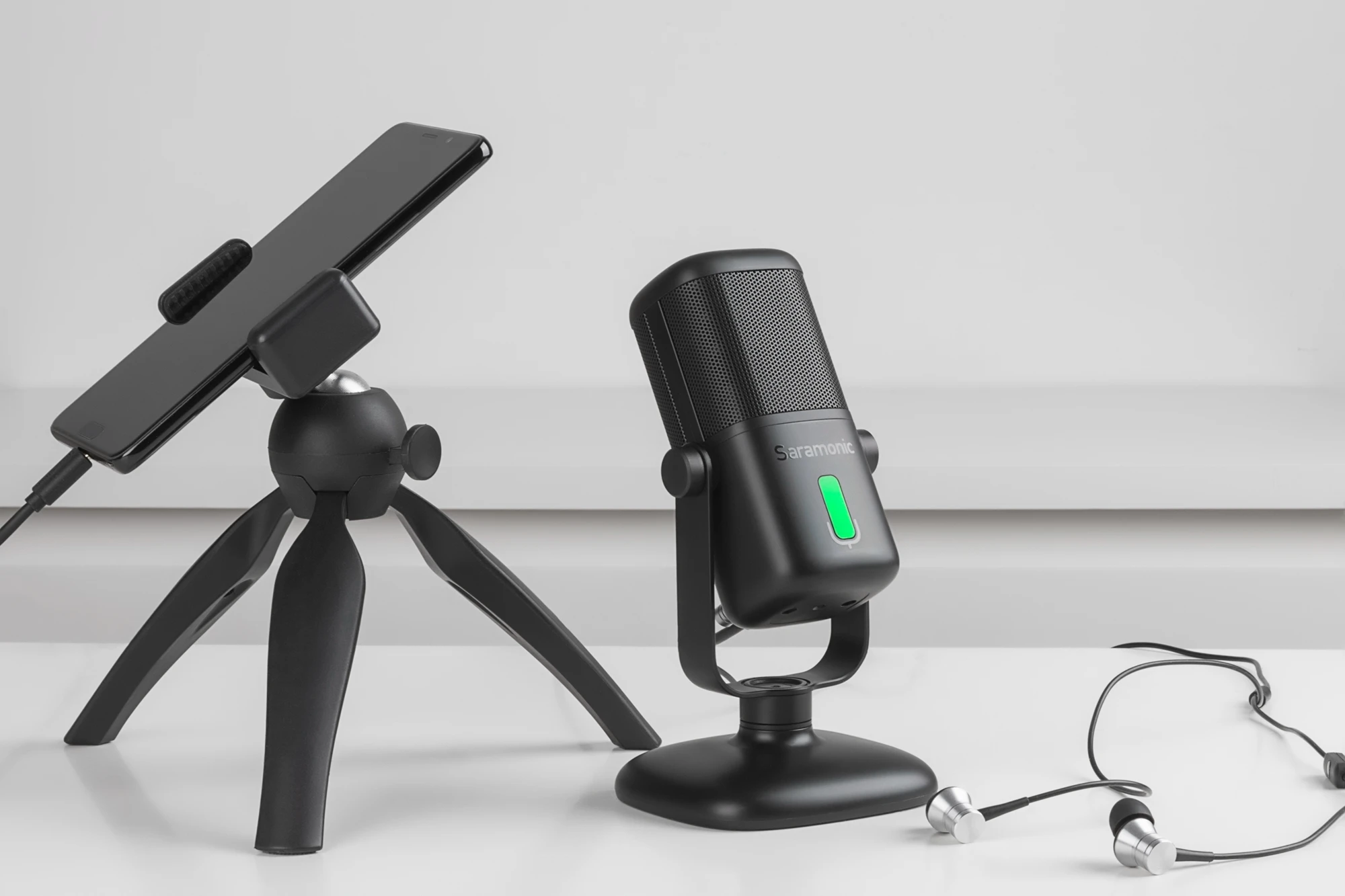  Saramonic SR-MV2000 USB Студийный микрофон с магнитной подставкой разъема для наушников и многоцветная светодиодная клавиатура компьютера мобильного устройства