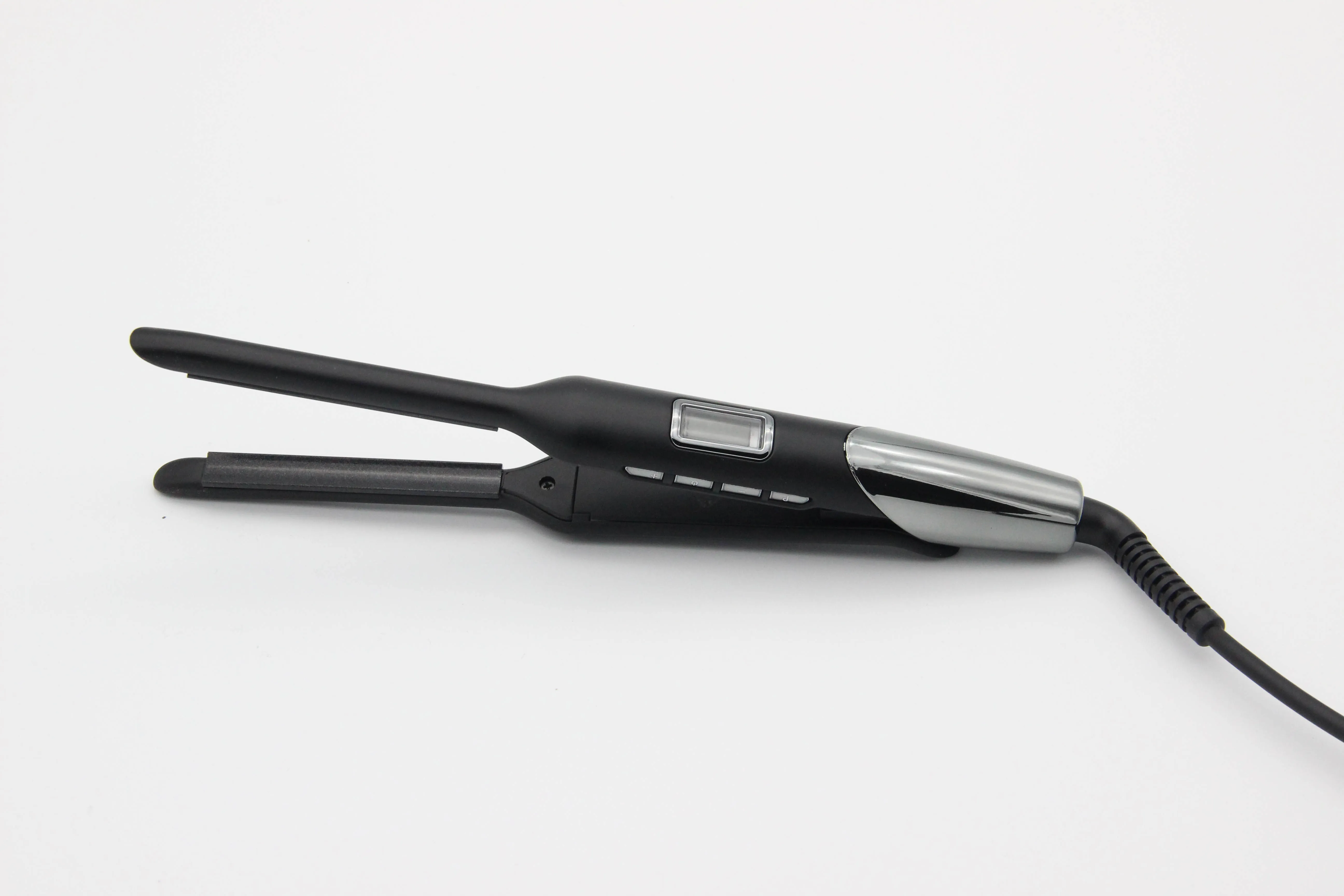 OEM/ODM factory ceramic hair straightener Instant Heating salon performance Dual Voltage flat iron 450F