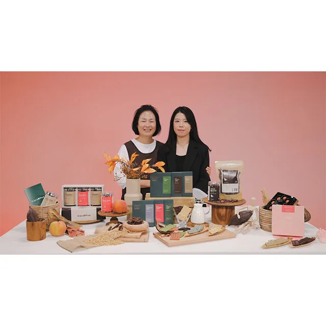 Набор для веганов из коричневого риса и персикового хрустящего 100% чистого овощного шоколада