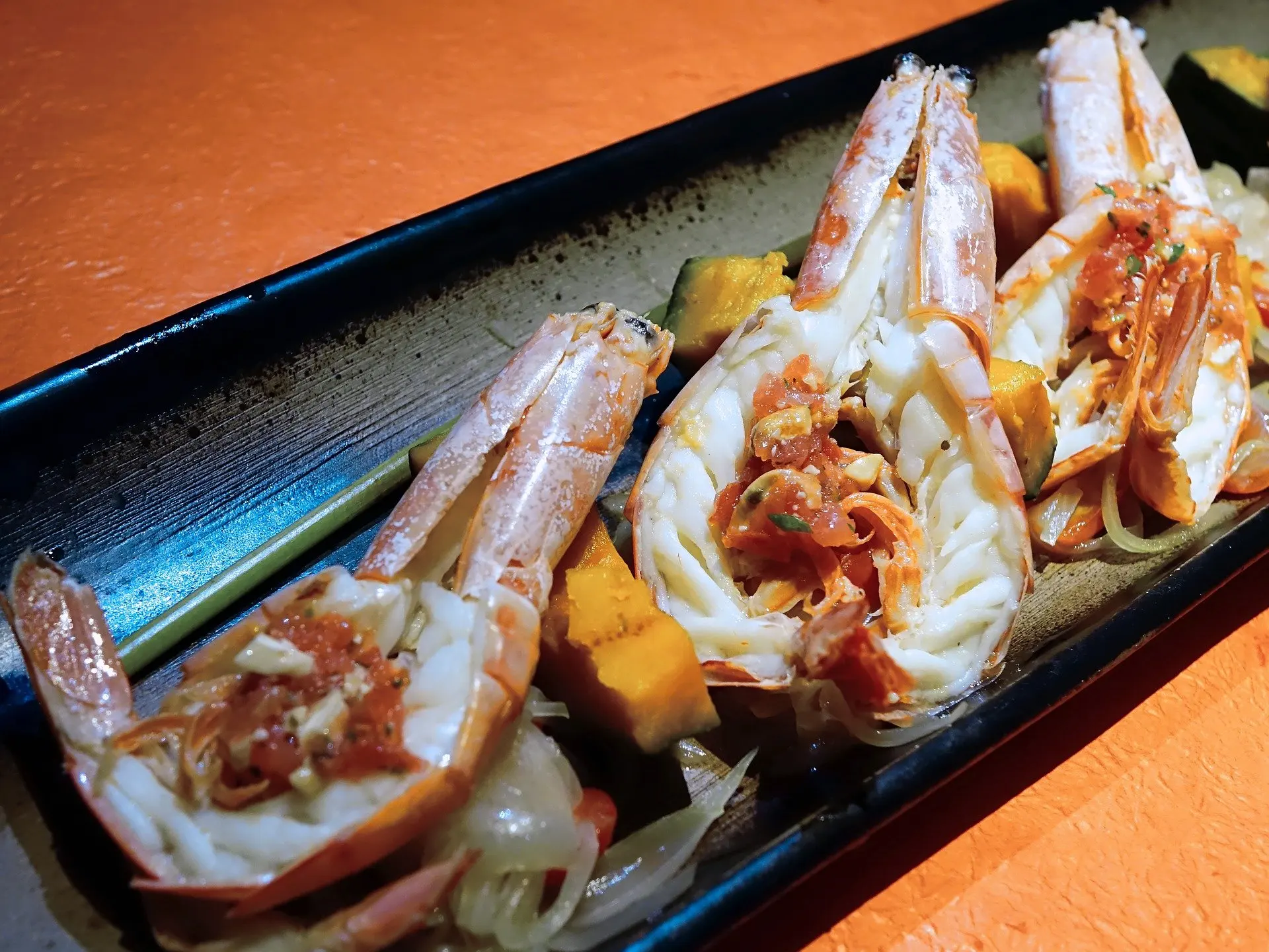 
Best Selling Malaysia Factory Wholesale 500g IQF Premium Emerald Prawn With 18 Months Shelf Life 