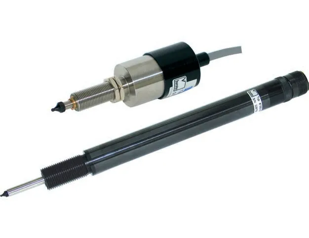 Transducer, integrated amplifier, high output voltage, input and output galvanically separated, free of hysteresis,