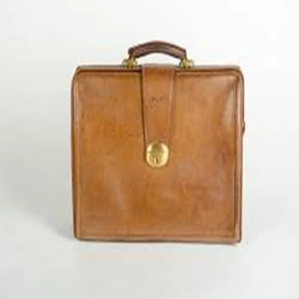 Чемодан из твердой кожи высшего качества по выгодным ценам