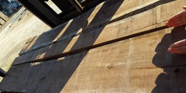 
Black Walnut/ White Oak On Edge Lumber, 10-15 mm For Sale 