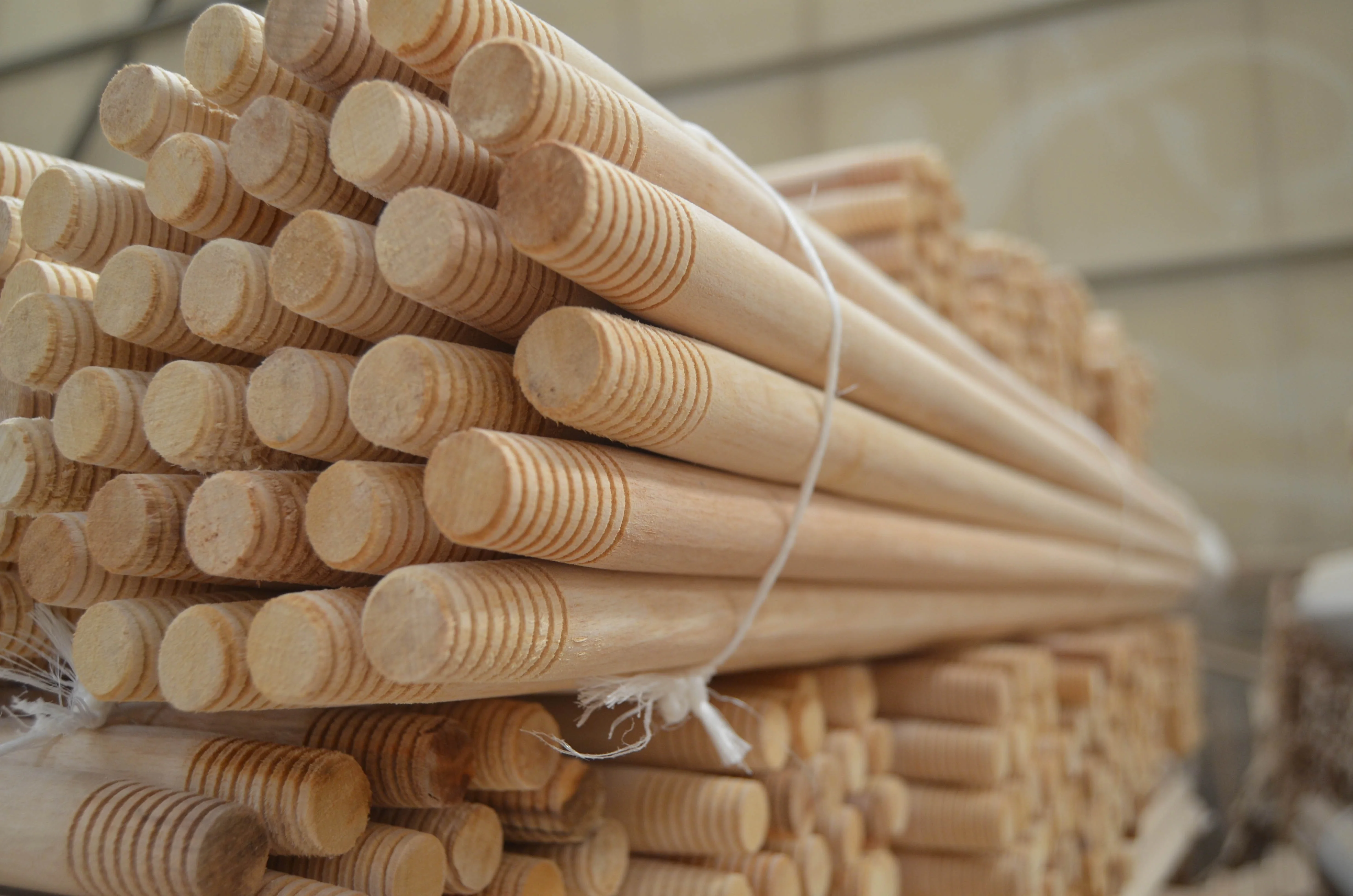 
150cm Beech Wood Broom Stick 