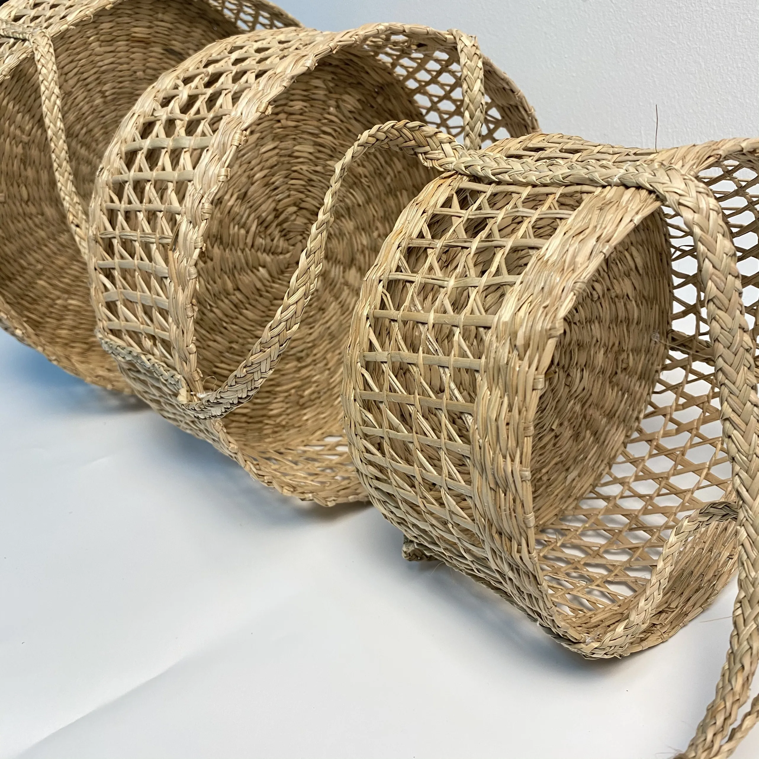 2021 Hand Wicker Seagrass Wicker Hanging Basket, flower Planter , Handmade Natural Modern Room Home Decor ODM/OEM