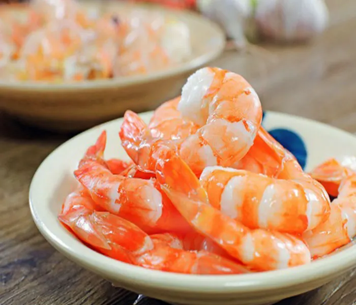 Дешевая готовая белая креветка очищенная экспортного качества