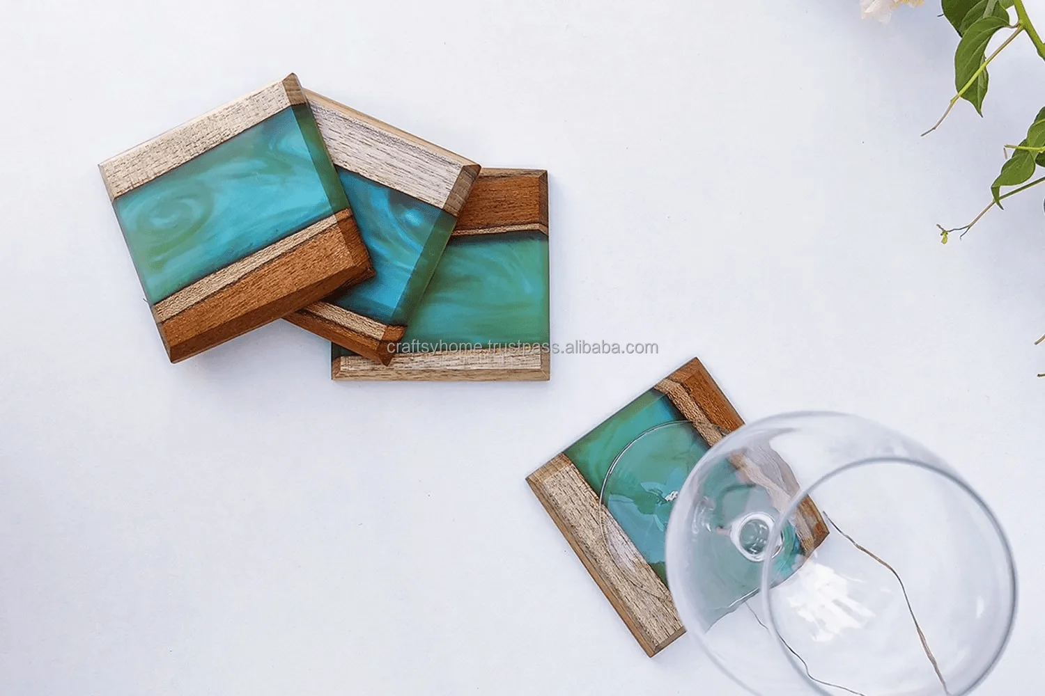 Top Quality Customize Handmade Square Epoxy Resin & Wood Resin Sea Green Decorative Coasters for Giveaways Gifts