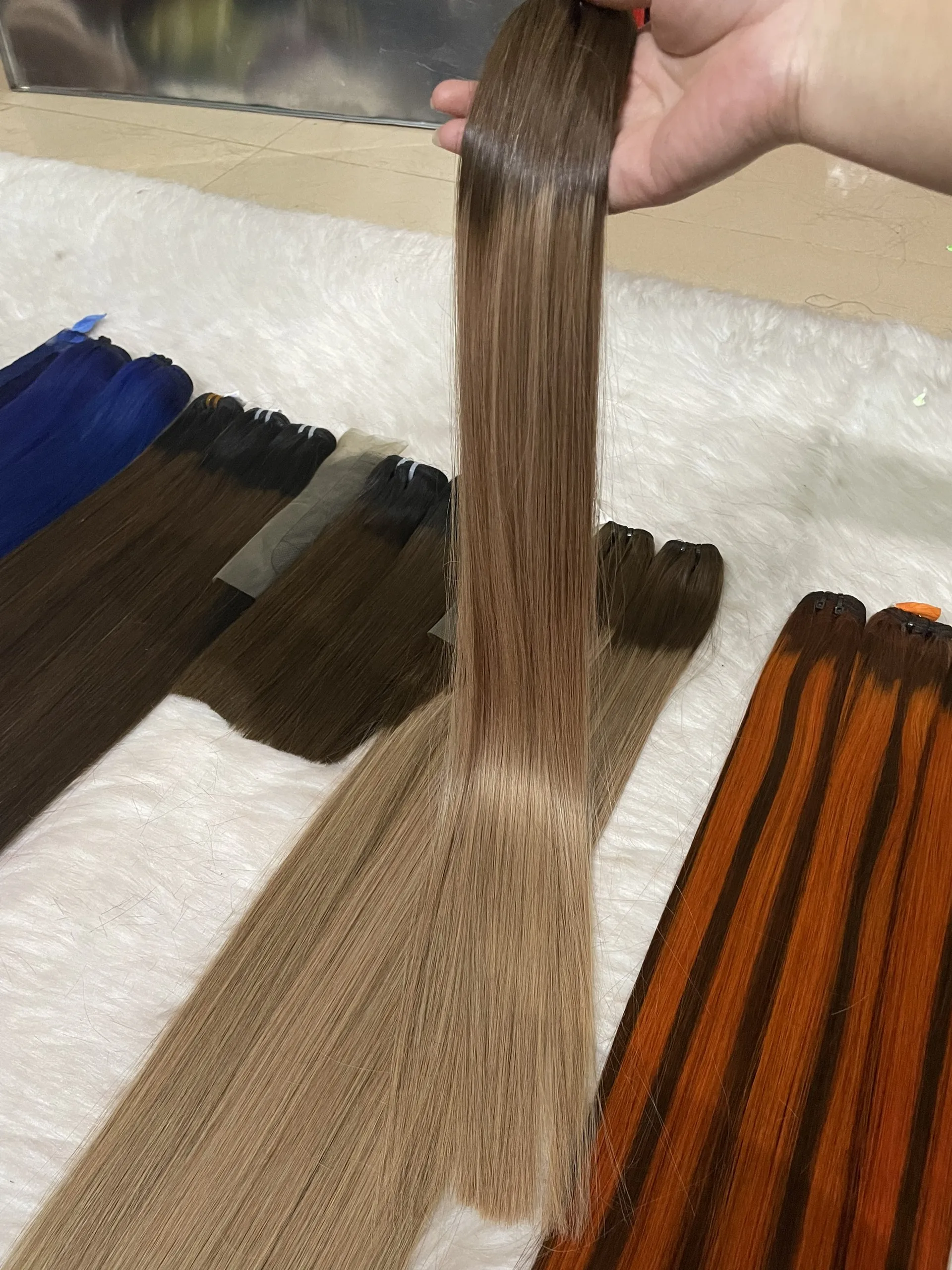 23 Nov Luxury Premium Quality Wholesale Raw Bone Straight Vietnam Human Hair