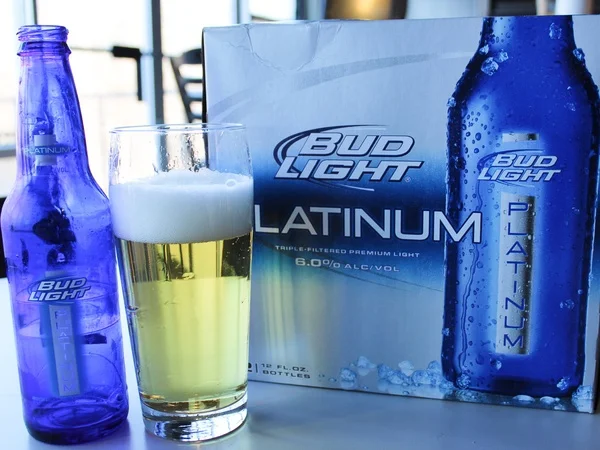 Budlight1.jpg