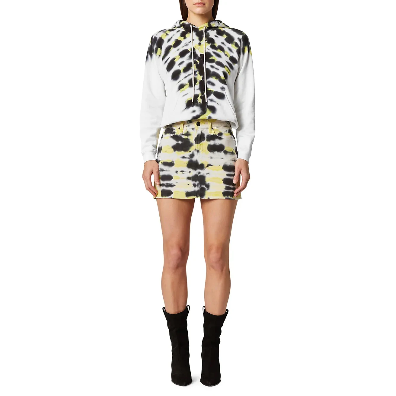 Высококачественный пуловер с капюшоном и принтом на завязках