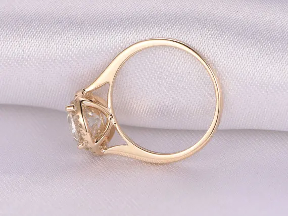 Exotic design moissanite White diamond 10k/14k  DEF Certified solitaire ring low price worldwide delivery