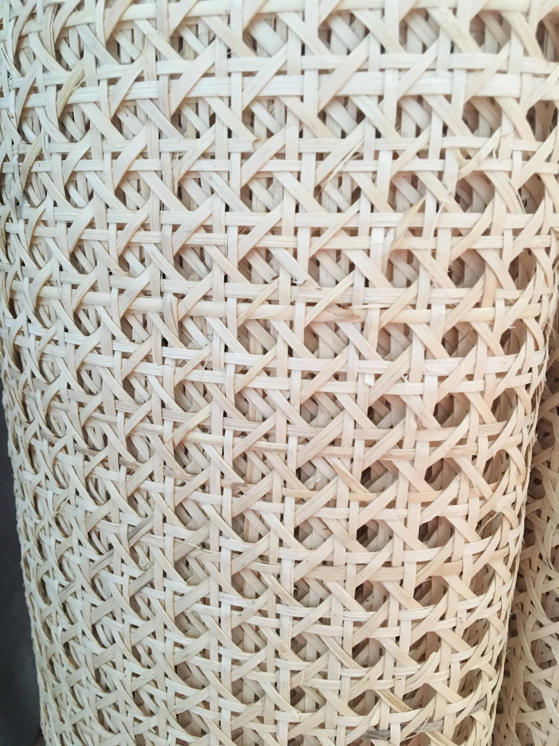 Wholesale 100% Natural rattan cane webbing roll material for making furniture
