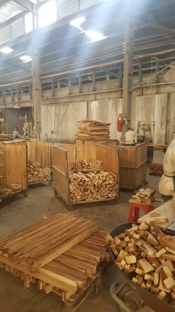  New Spring Manufacturer Origin Direct Source Thai Rubber Wood Board Finger Joint