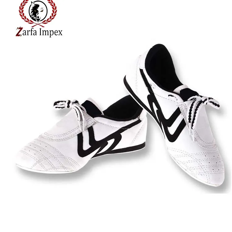 Good Quality Factory Wholesale Manufacture Breathable Light Weight Martial Art Boots 2021