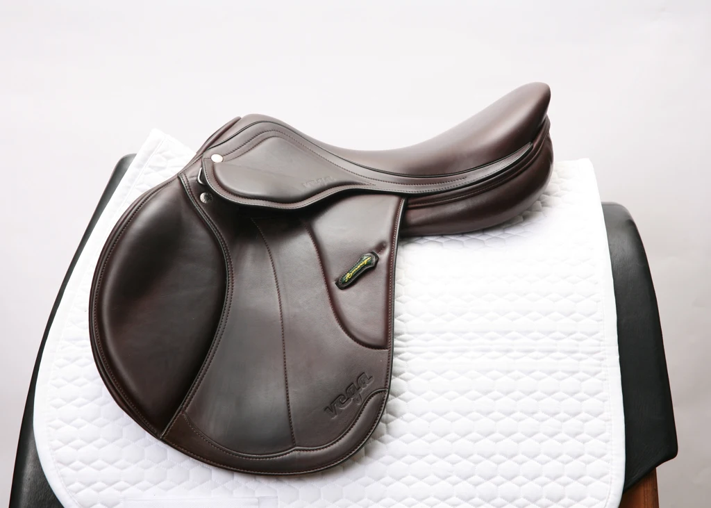 English jumping Horse Riding Saddles