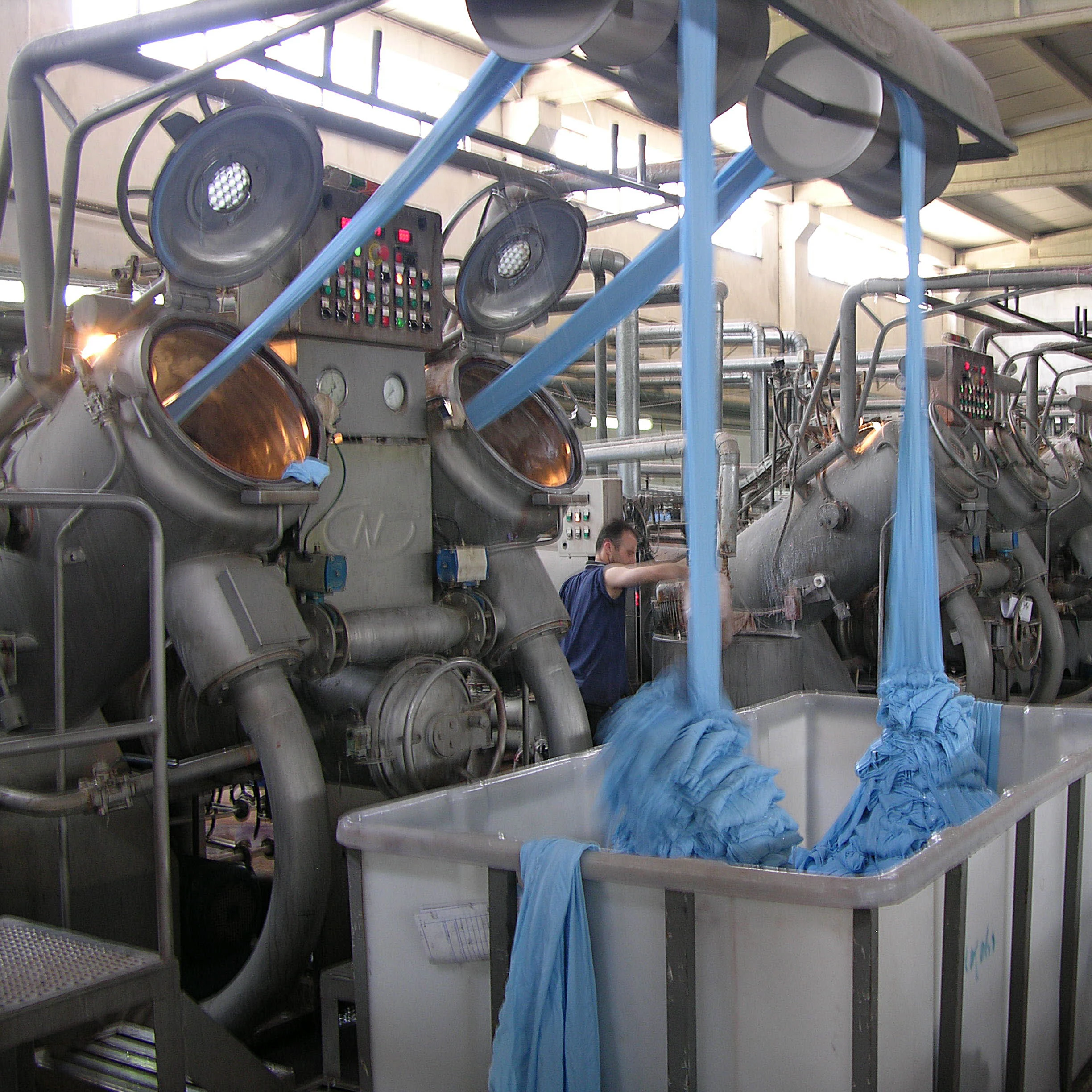 Textile Low Liquor Ratio HT HP jet Fabric Dyeing Machine