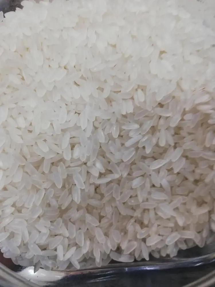 Стандартный тип культивирования, 50 кг, полипропиленовые пакеты или требование покупателя, 5% сломанный Средний зерновой белый рис, цена от JCC RICE VIETNAM